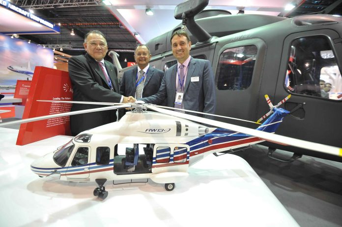 tan sri syed Billionair Melayu Memiliki 4 Jet Dan 40 Helikopter